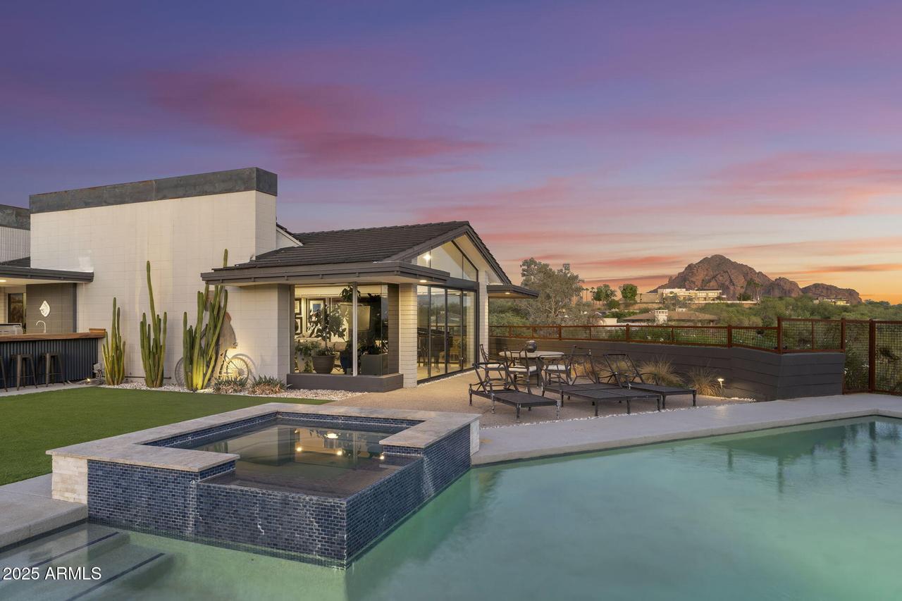 6224 N 38th St., Paradise Valley, AZ 85253