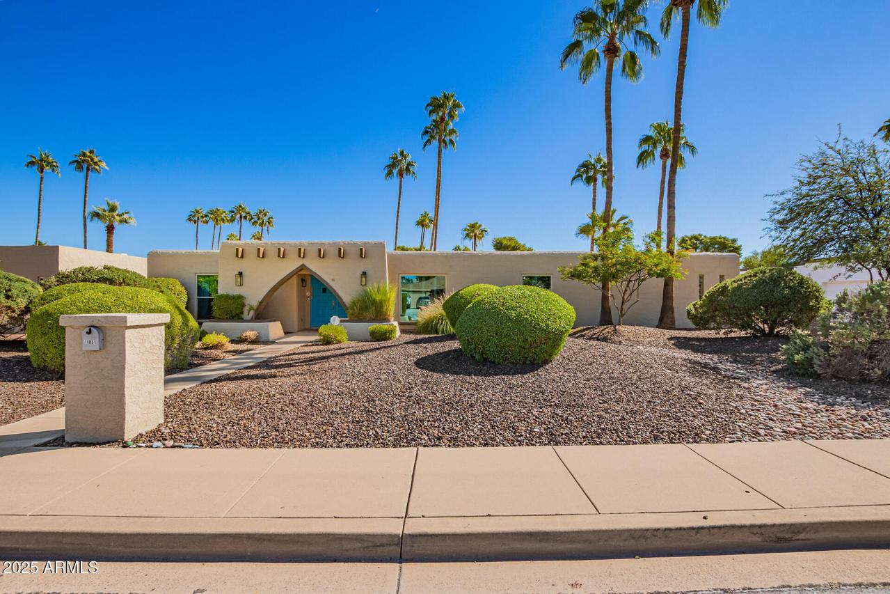 11021 N 44th St., Phoenix, AZ 85028
