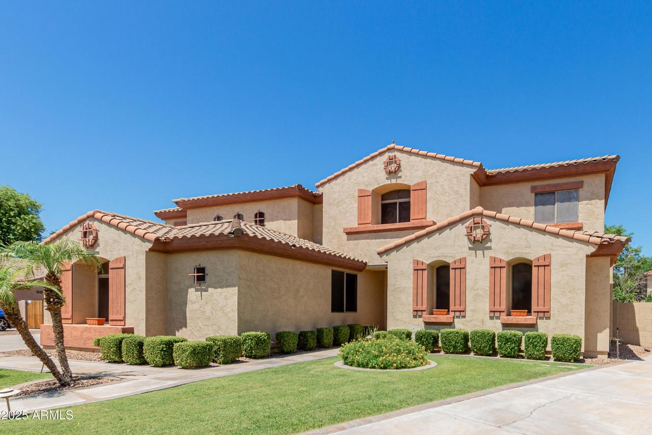 5740 N 132nd Dr., Litchfield Park, AZ 85340