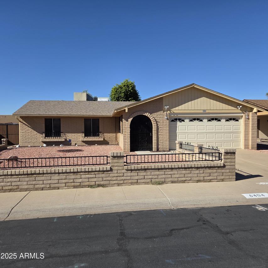 6404 W Sunnyslope Ln., Glendale, AZ 85302