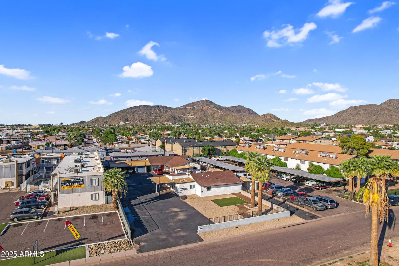 1802 W Vogel Ave., Phoenix, AZ 85021