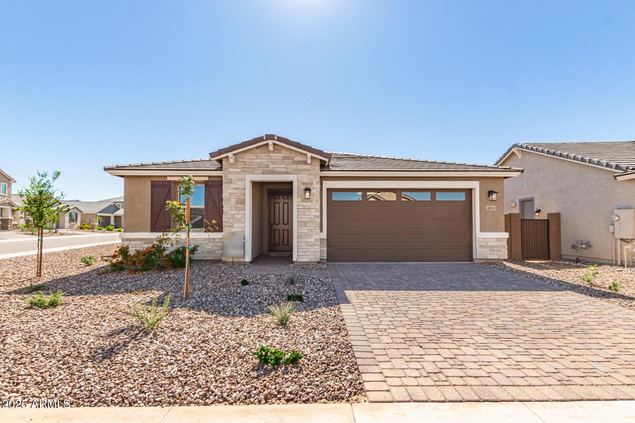 4961 W Chuck Box Rd., Laveen, AZ 85339