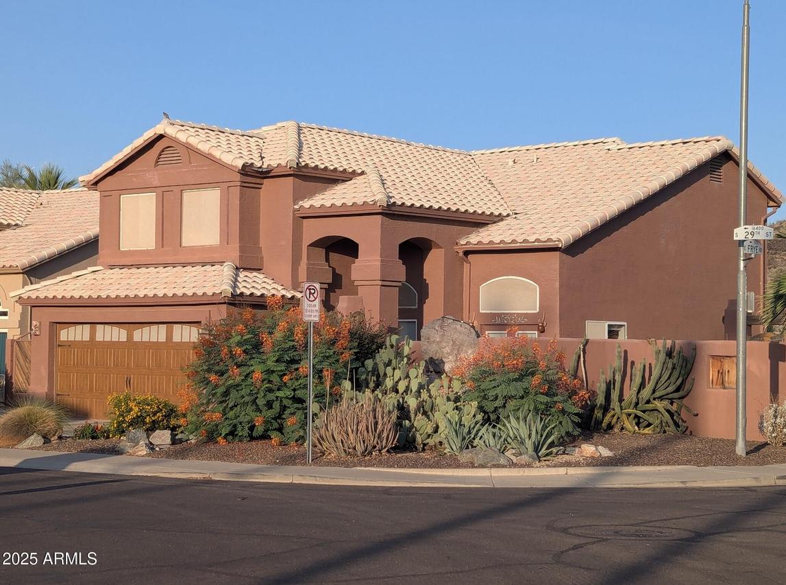16404 S 29th St., Phoenix, AZ 85048