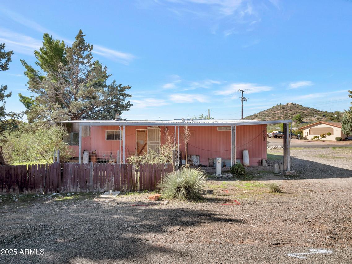 5005 N Montezuma Ave., Rimrock, AZ 86335