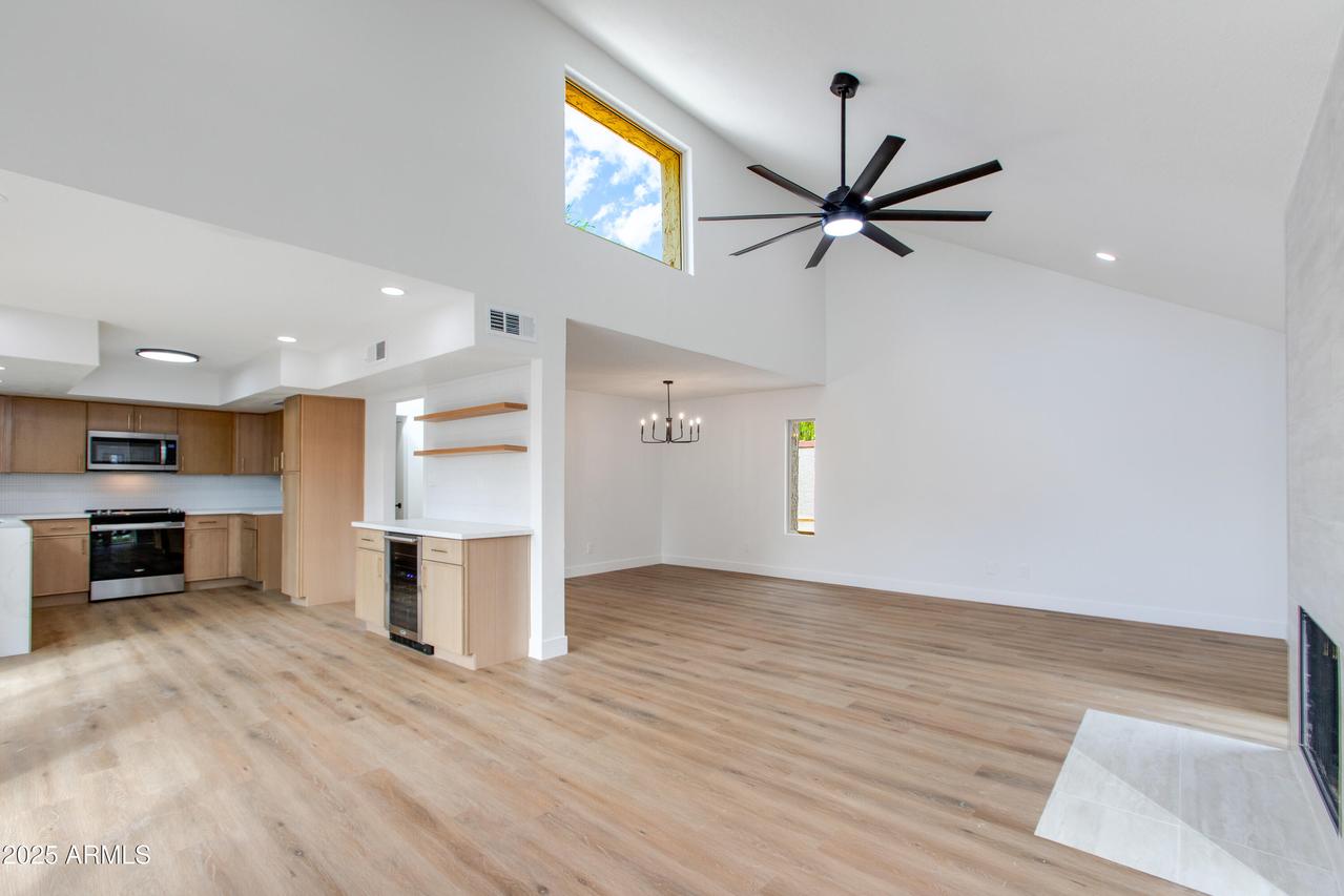 7417 N Via Camello Del Norte #160, Scottsdale, AZ 85258