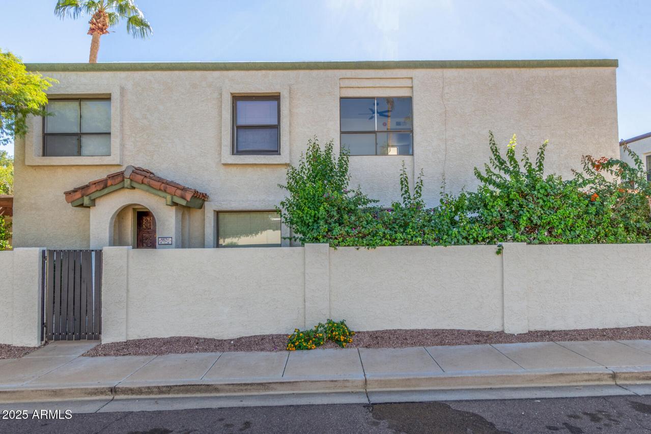 8821 S 48th St. #2, Phoenix, AZ 85044