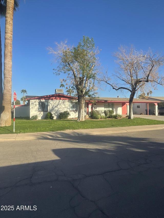 9227 N 36th Dr., Phoenix, AZ 85051