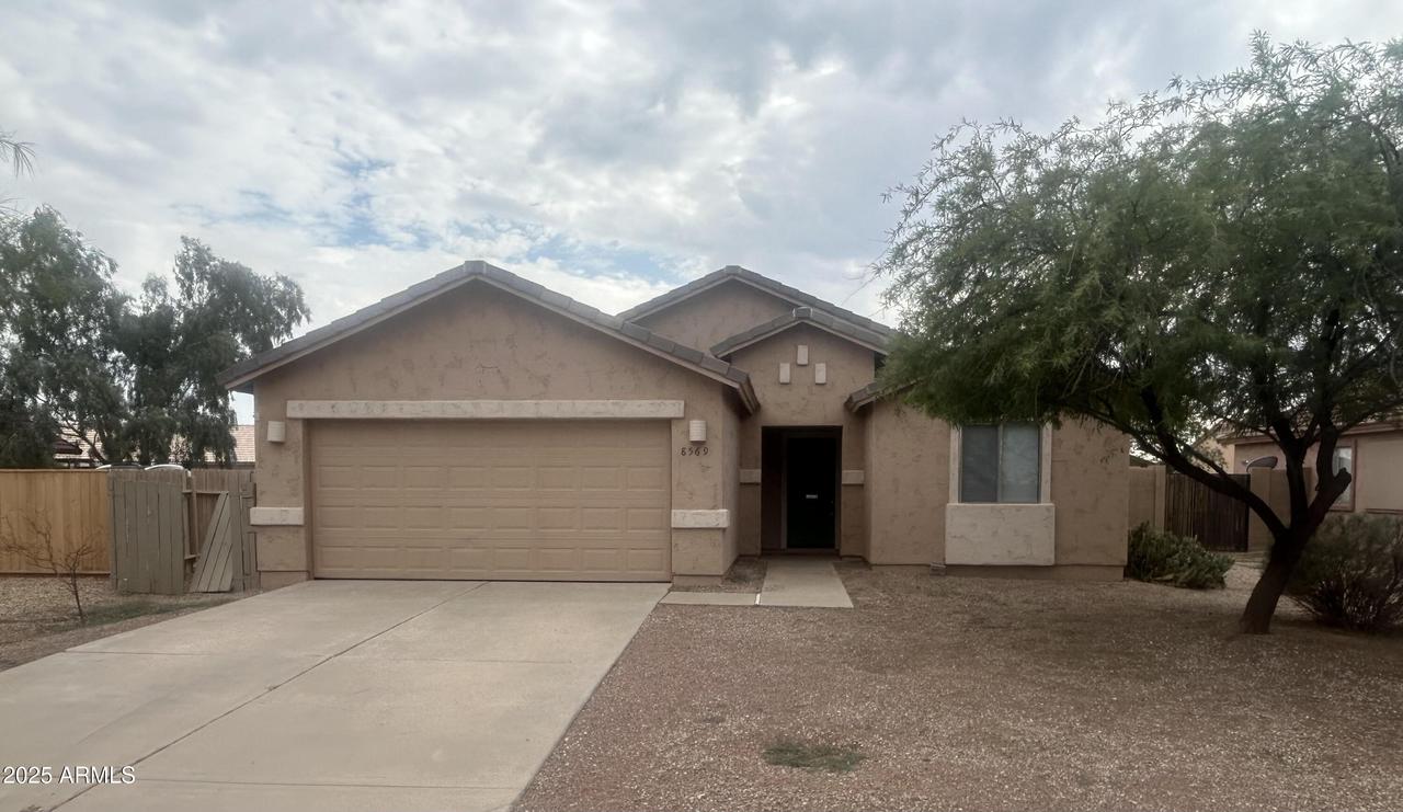 8569 W Tinajas Dr., Arizona City, AZ 85123