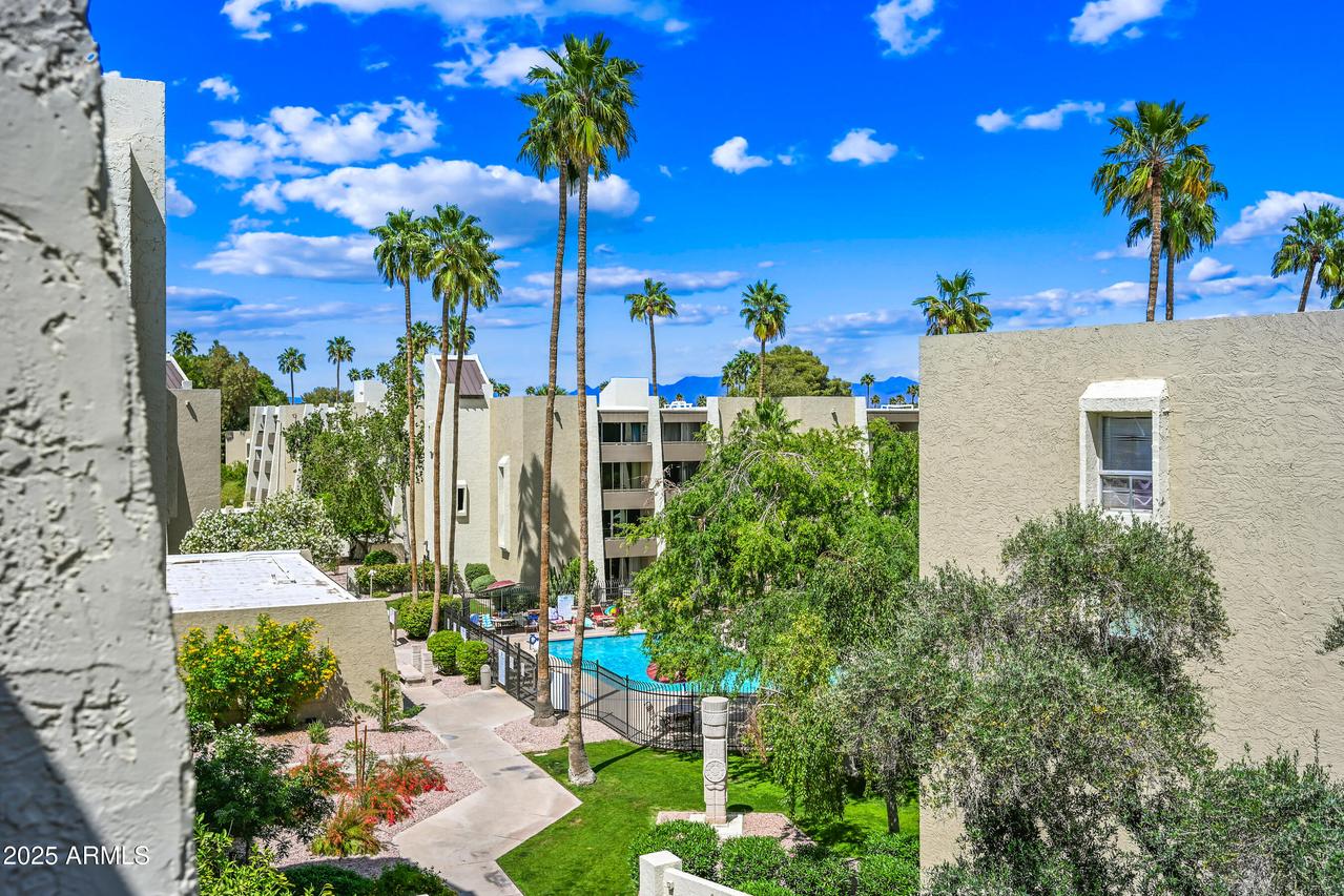7625 E Camelback Rd. #B215, Scottsdale, AZ 85251