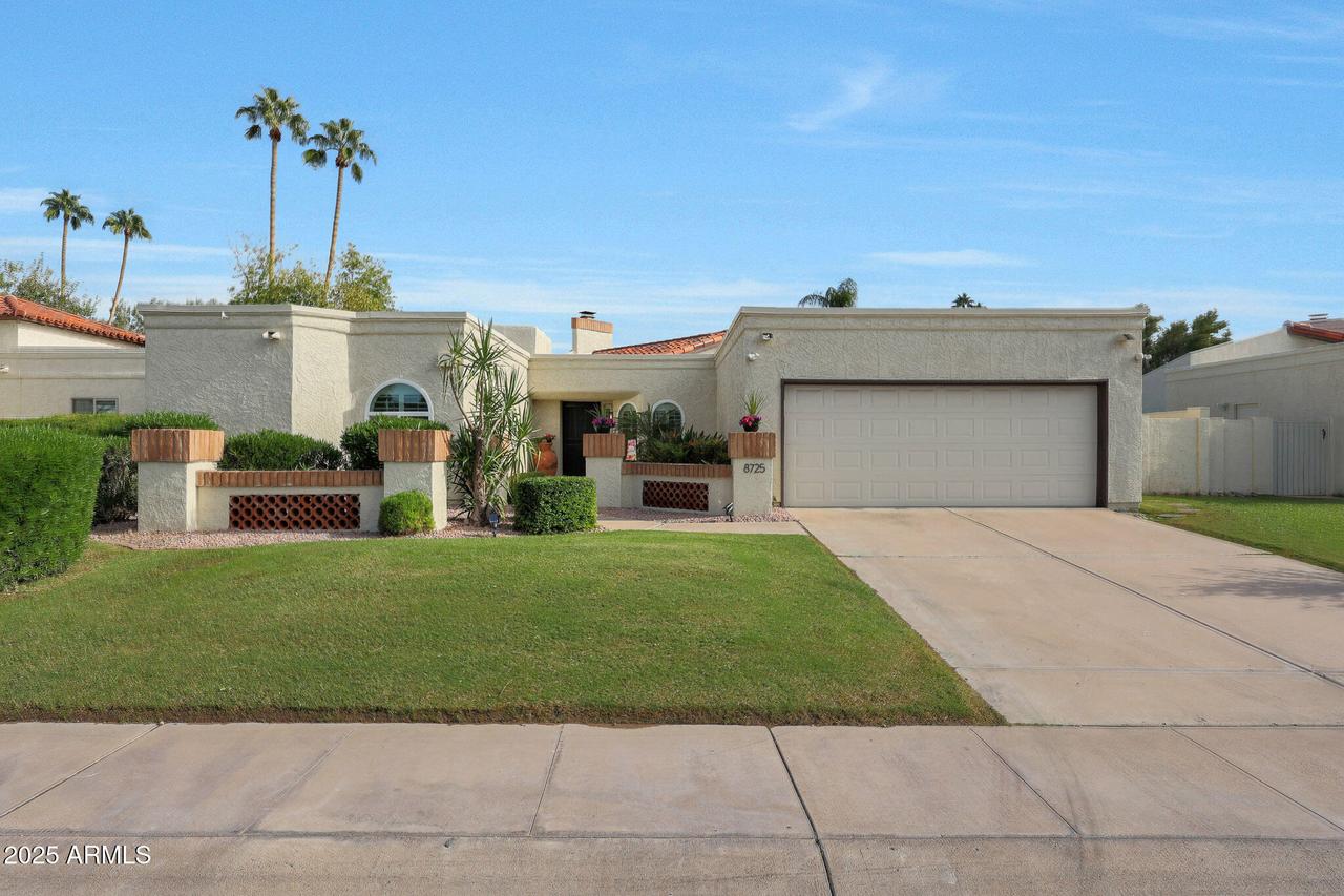 8725 E San Marino Dr., Scottsdale, AZ 85258