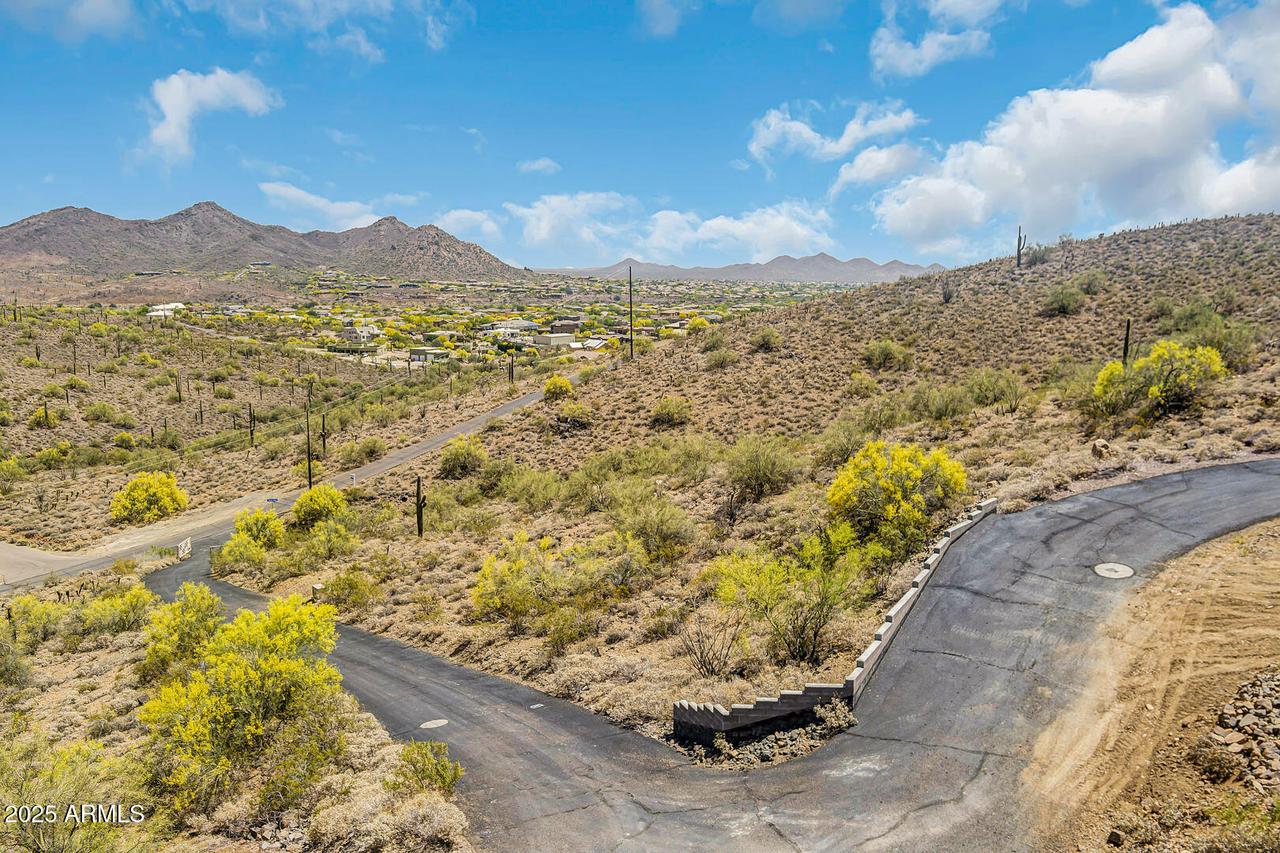 3303 W Rambling Rd. #-, Desert Hills, AZ 85086