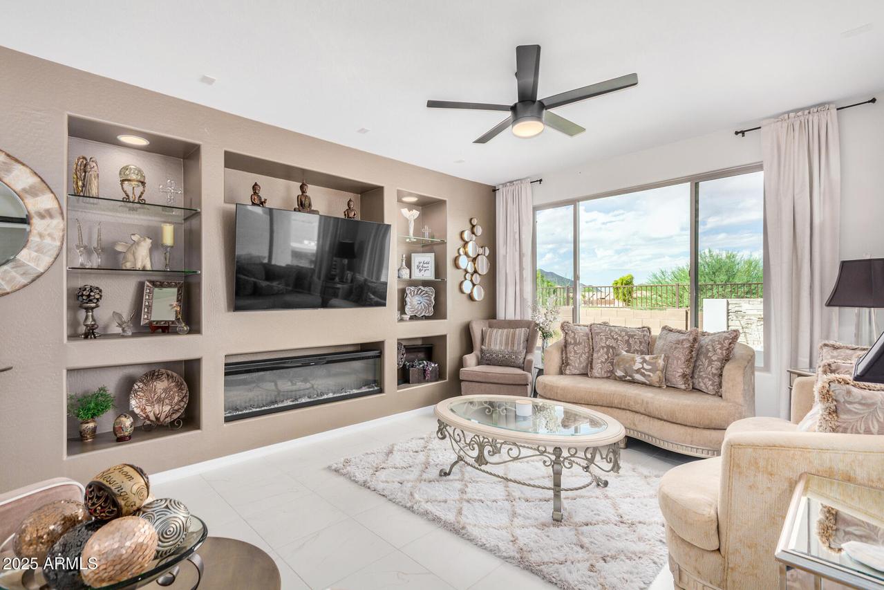 1894 W Summer Ln., San Tan Valley, AZ 85144