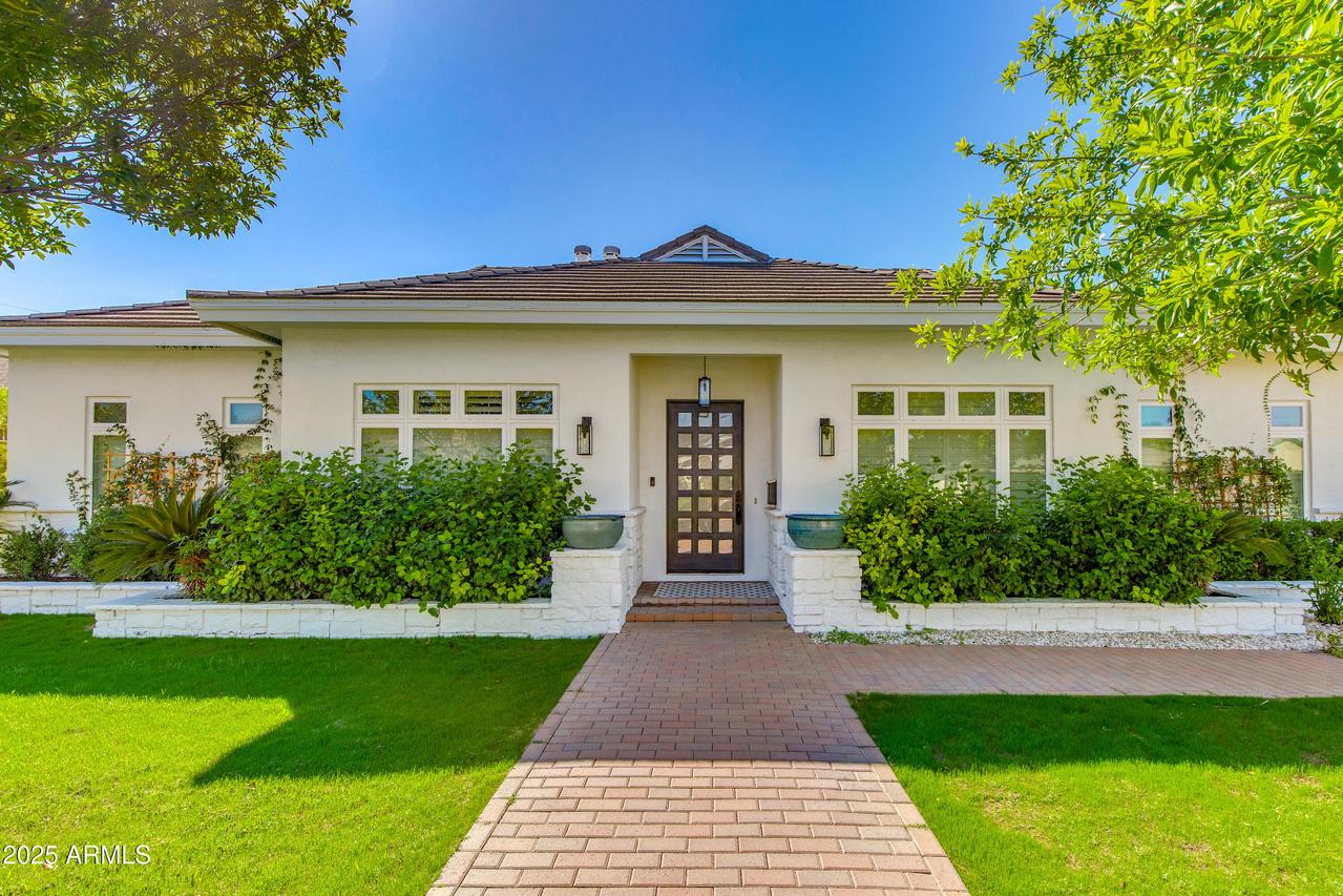 4059 E Whitton Ave., Phoenix, AZ 85018