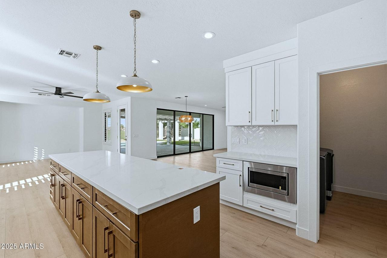 6574 S Crestview Dr., Gilbert, AZ 85298