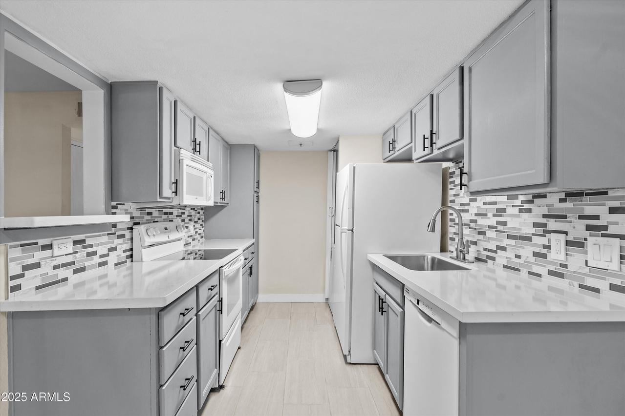 1033 N Granite Reef Rd., Scottsdale, AZ 85257