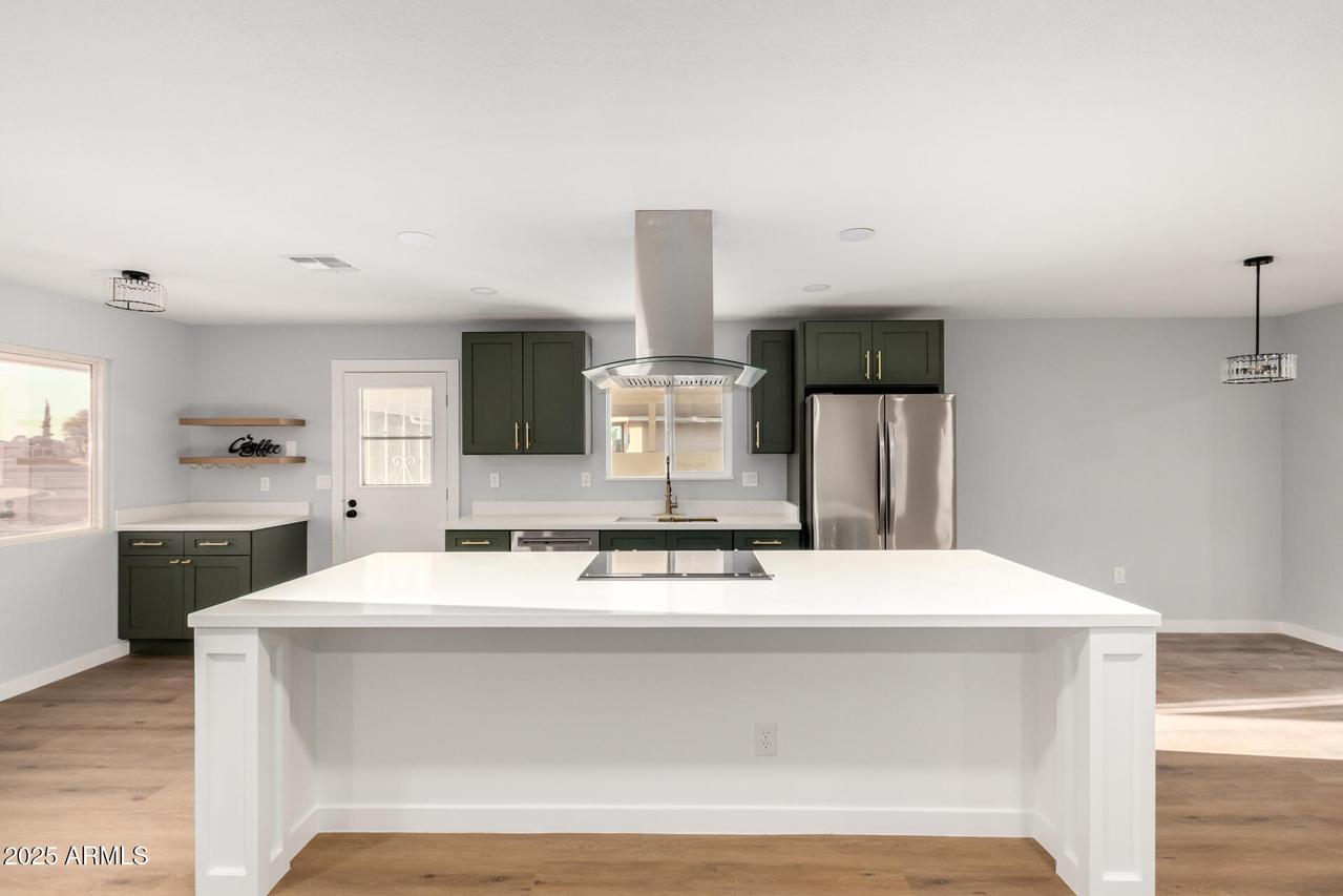 10210 W Charter Oak Dr., Sun City, AZ 85351