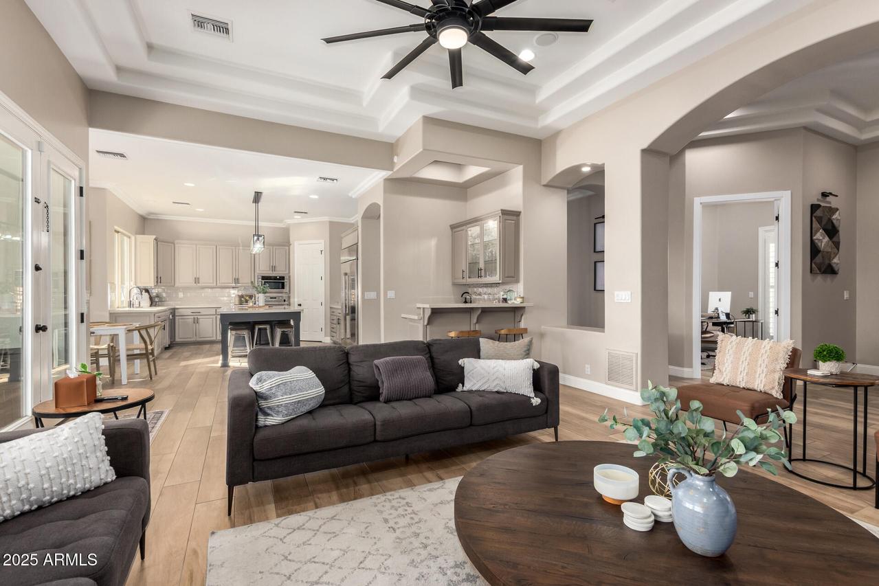 631 W Azalea Dr., Chandler, AZ 85248