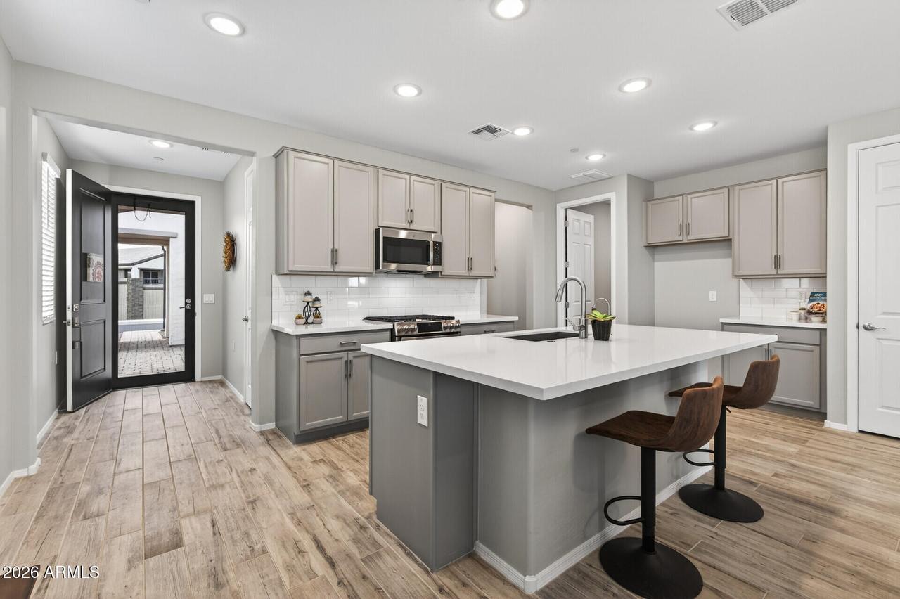 13616 W Sandridge Dr., Sun City West, AZ 85375