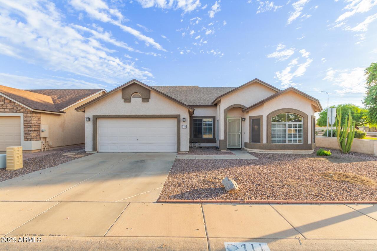 711 E Los Arboles Ct., Chandler, AZ 85225