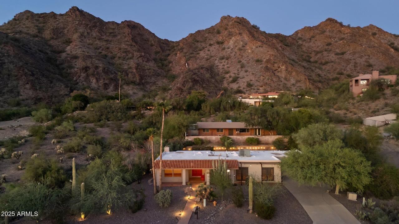 1840 E Cinnabar Ave., Phoenix, AZ 85020