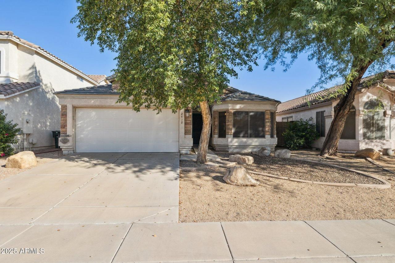 2412 E Rosemonte Dr., Phoenix, AZ 85050