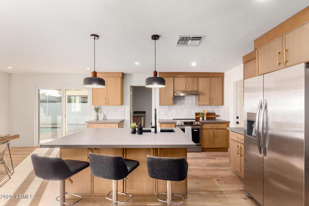 2209 E Jerome Ave., Mesa, AZ 85204