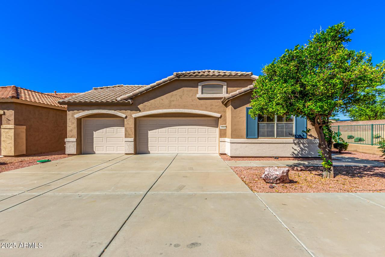 18562 N Alamo Dr., Surprise, AZ 85374