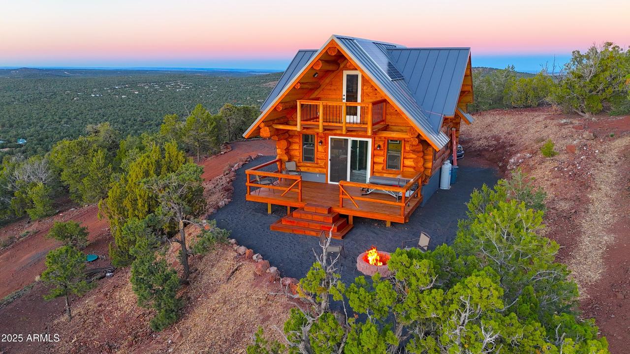 80 County Rd N3313, Vernon, AZ 85940