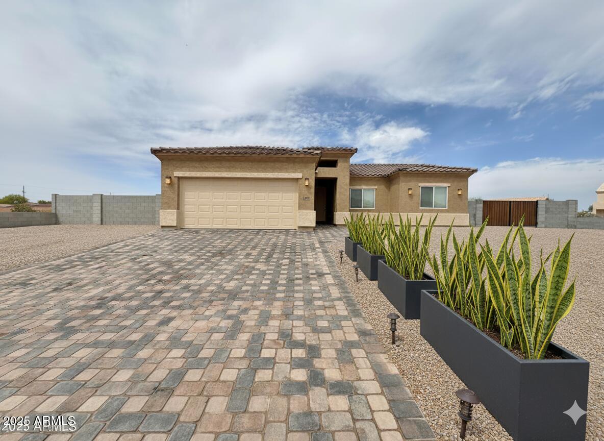 8410 W Altos Dr., Arizona City, AZ 85123