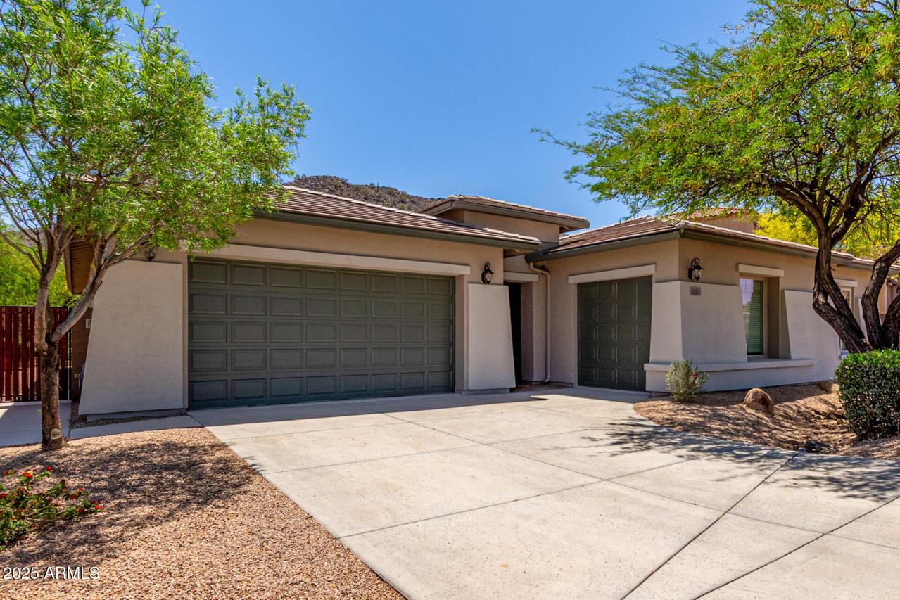 8647 W Lariat Ln., Peoria, AZ 85383