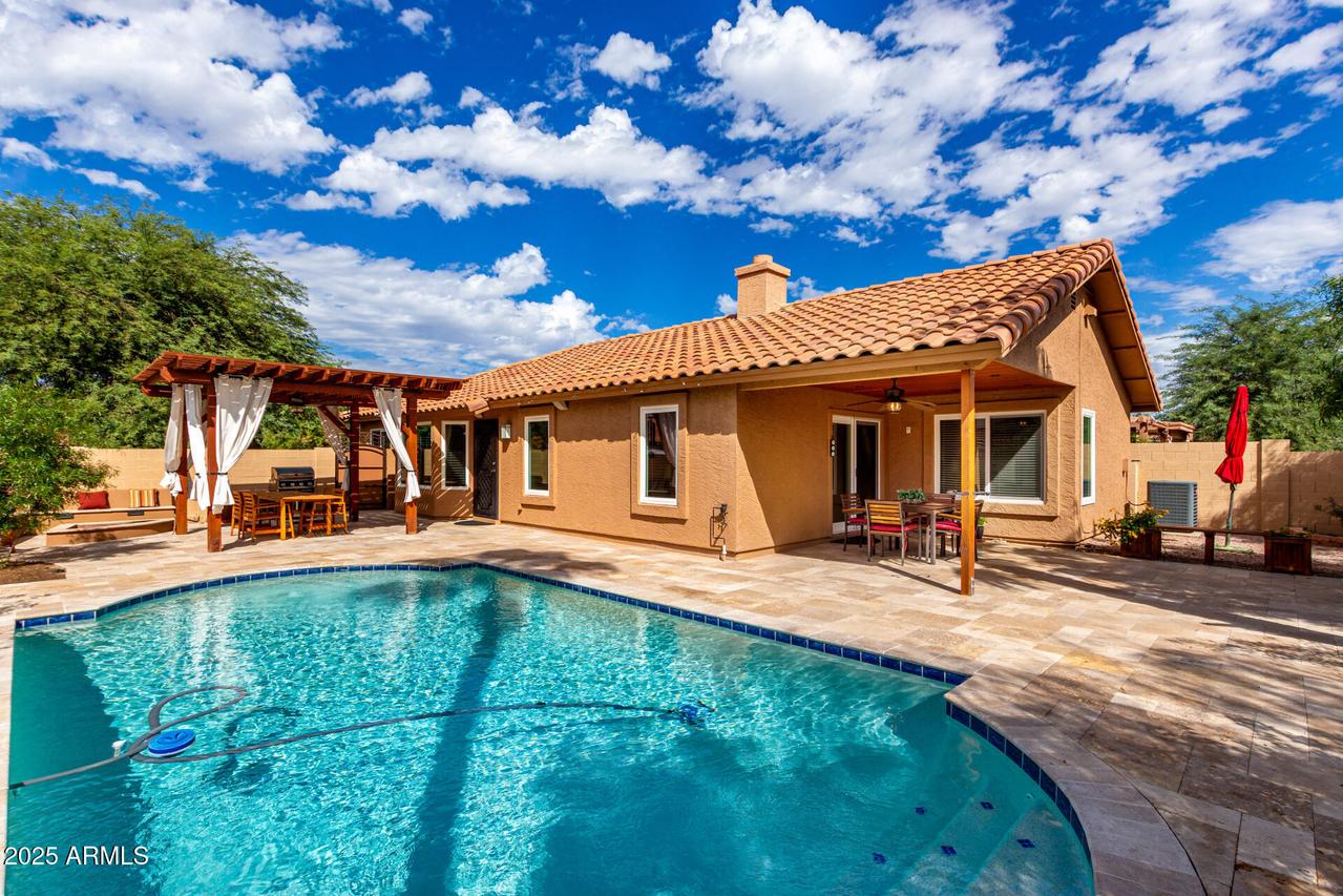 3801 E Blue Flax Ave., Phoenix, AZ 85044