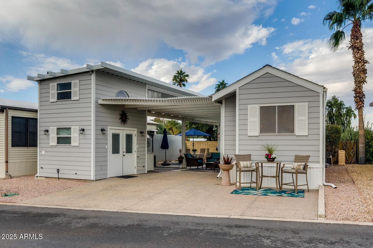 17200 W Bell Rd. #111, Surprise, AZ 85374