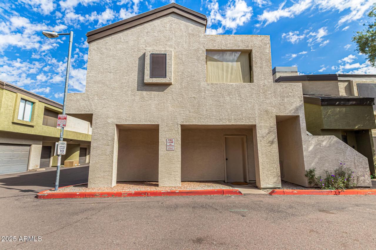 4201 N 20th St. #216, Phoenix, AZ 85016