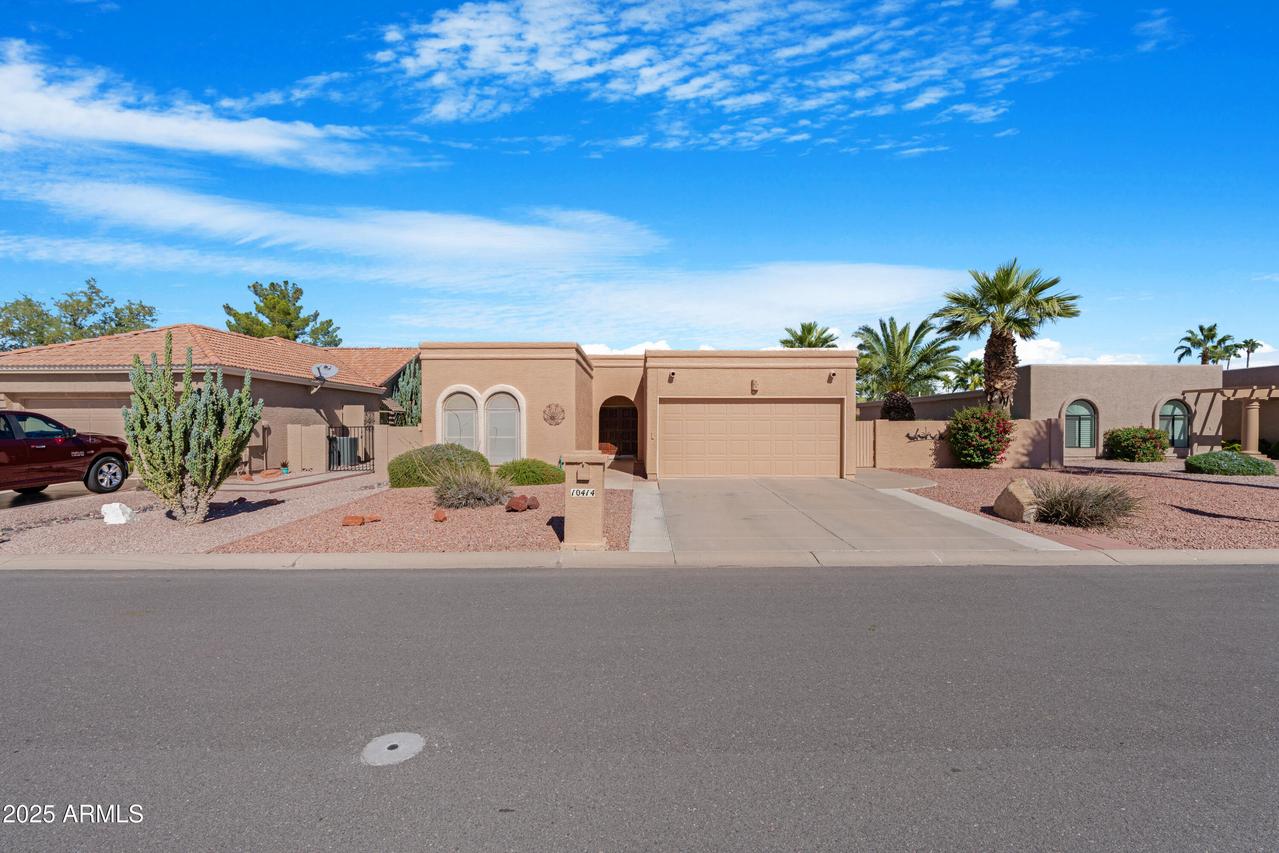 10414 E Watford Way, Sun Lakes, AZ 85248