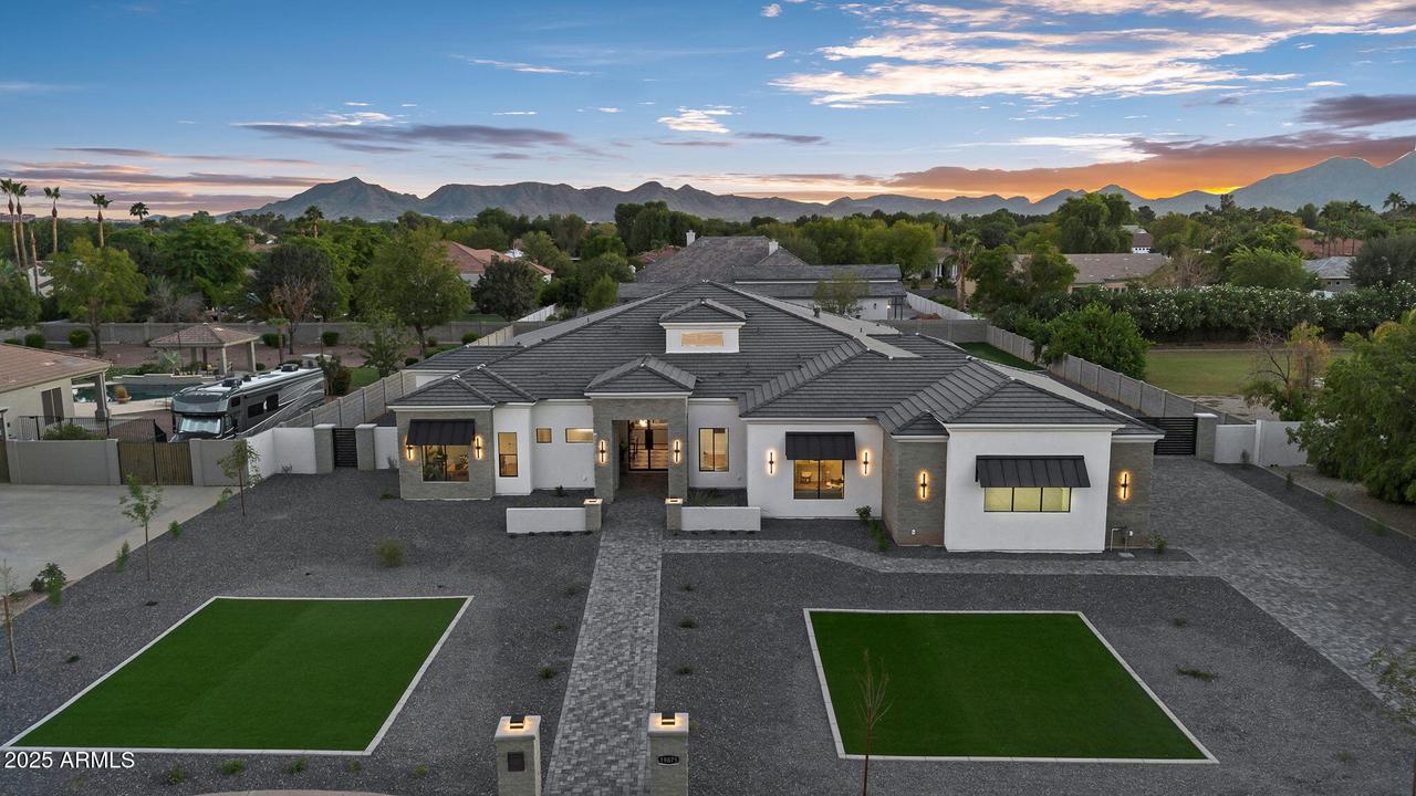 19875 E Silver Creek Ln., Queen Creek, AZ 85142
