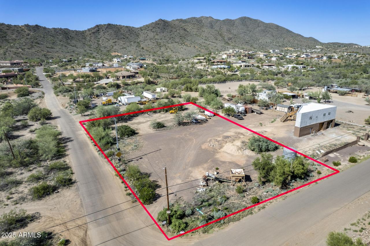 42XXX (C) N 7th Ave. #-, New River, AZ 85087