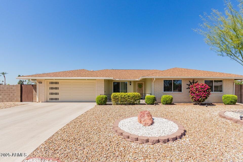 13806 N 98th Ave., Sun City, AZ 85351