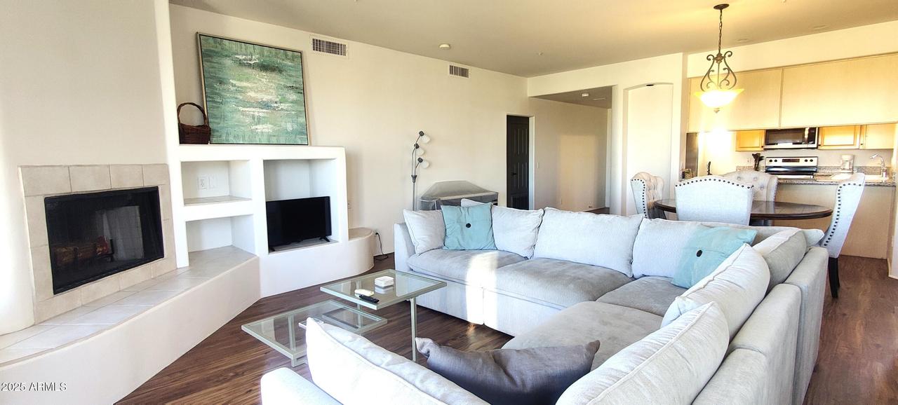 11880 N Saguaro Blvd. #202, Fountain Hills, AZ 85268