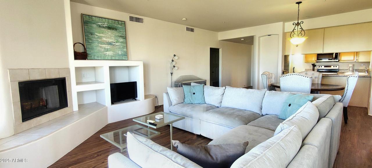 11880 N Saguaro Blvd. #202, Fountain Hills, AZ 85268