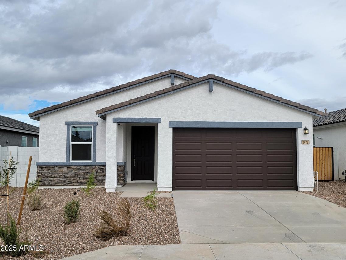 2472 E Fortana Dr., San Tan Valley, AZ 85143