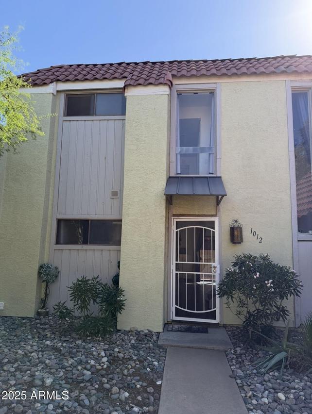 1012 E Highland Ave., Phoenix, AZ 85014