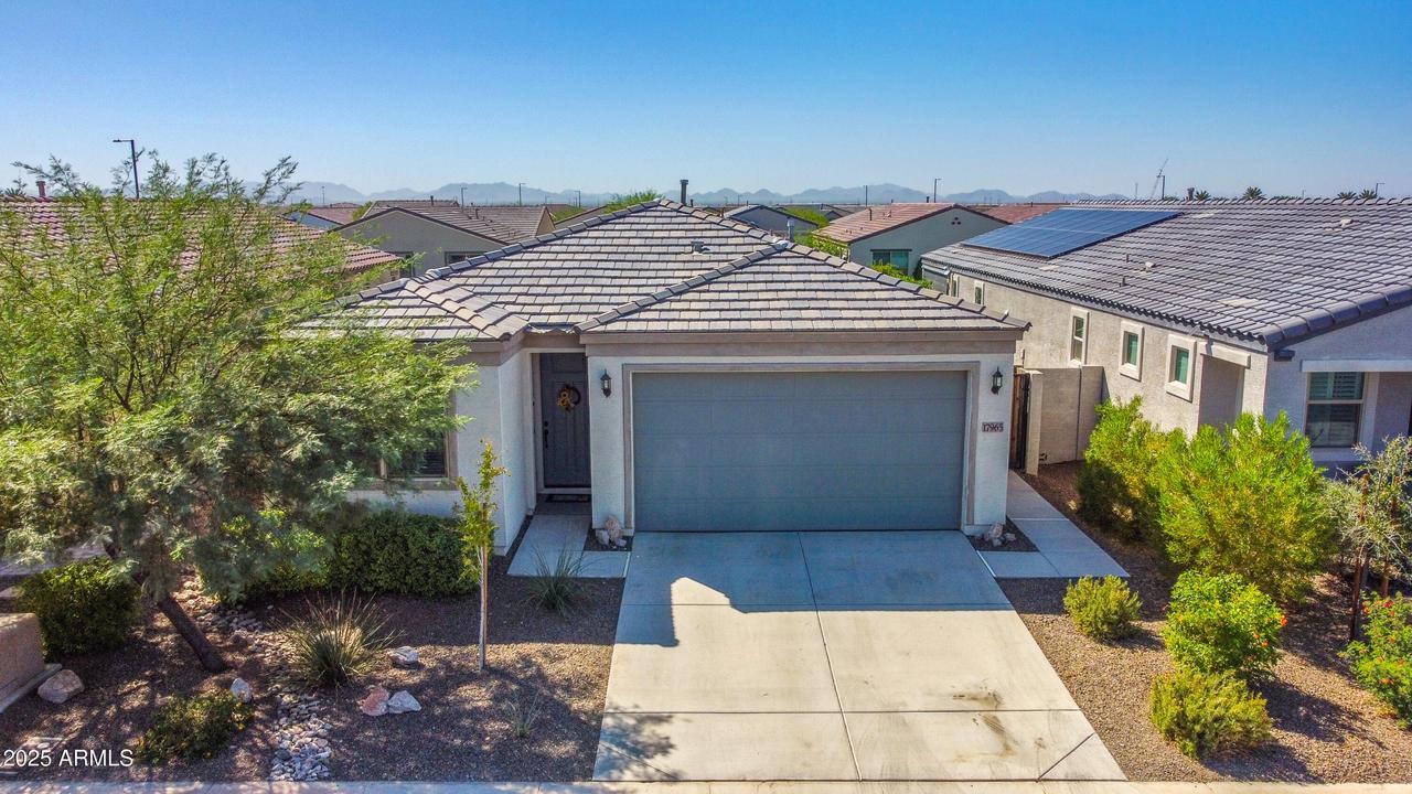 17965 W Amber Ridge Way, Goodyear, AZ 85338