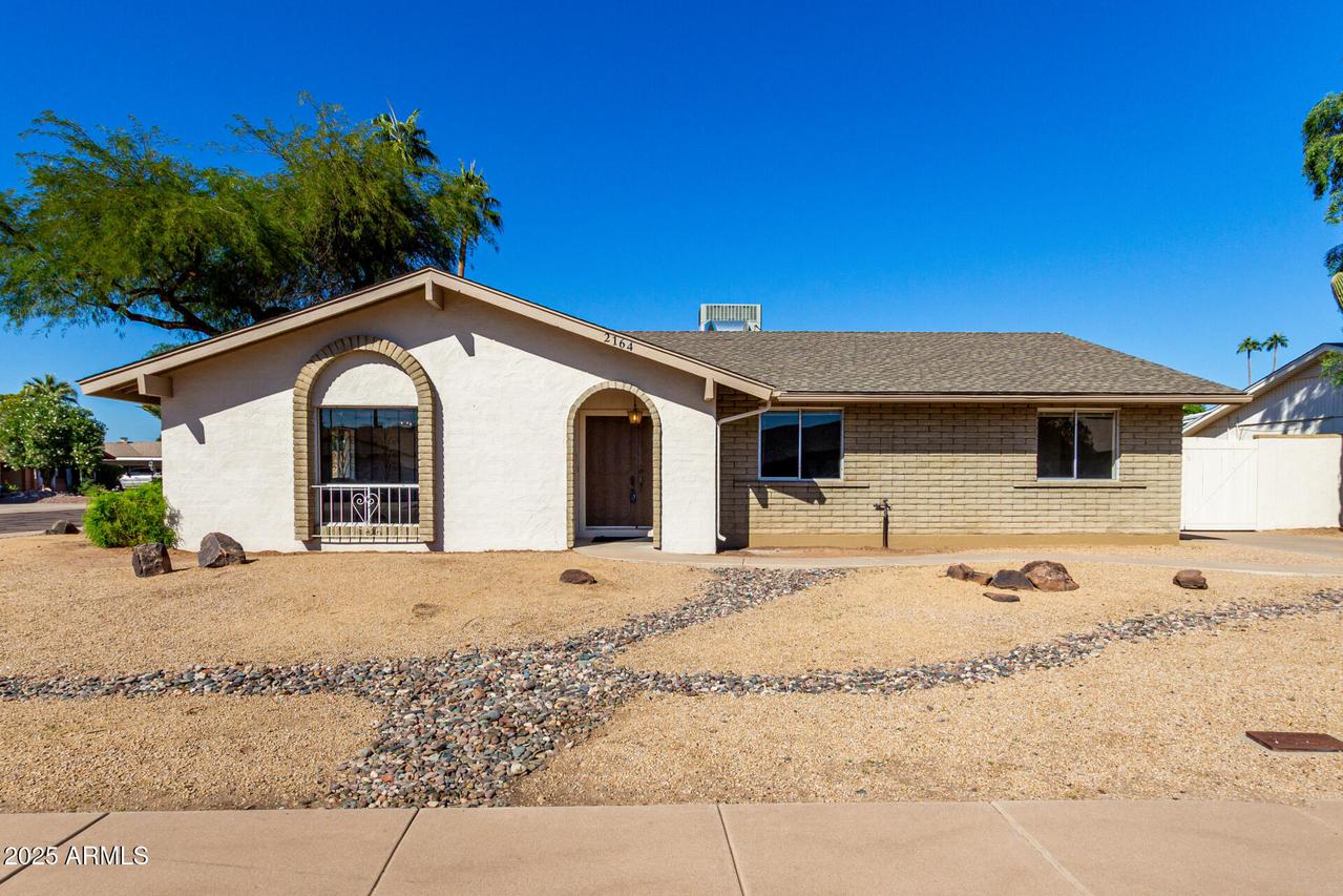 2164 W Eugie Ave., Phoenix, AZ 85029