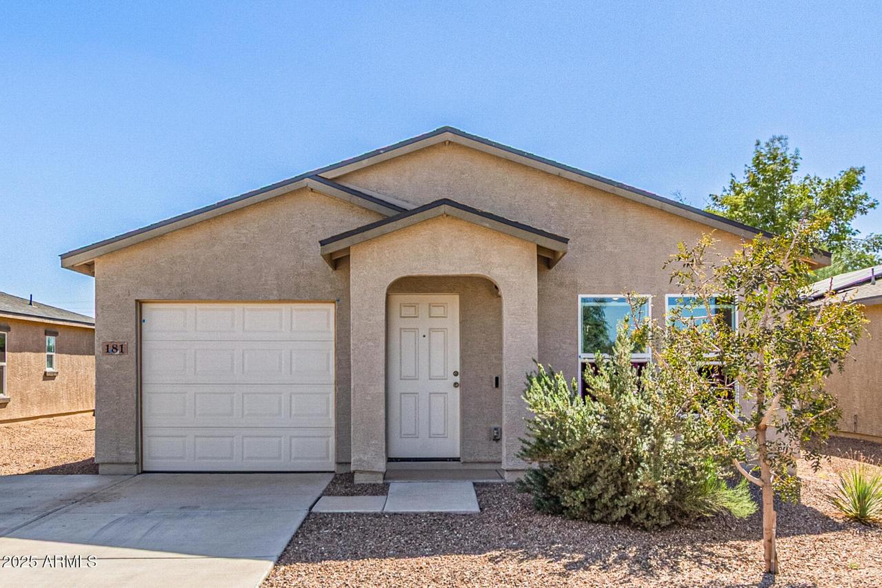 181 W Douglas Ave., Coolidge, AZ 85128