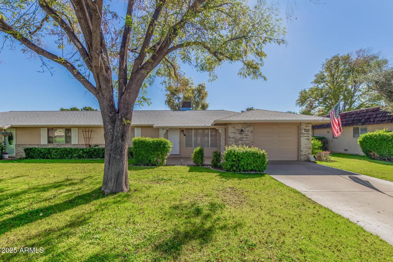 9915 W Sandstone Dr., Sun City, AZ 85351