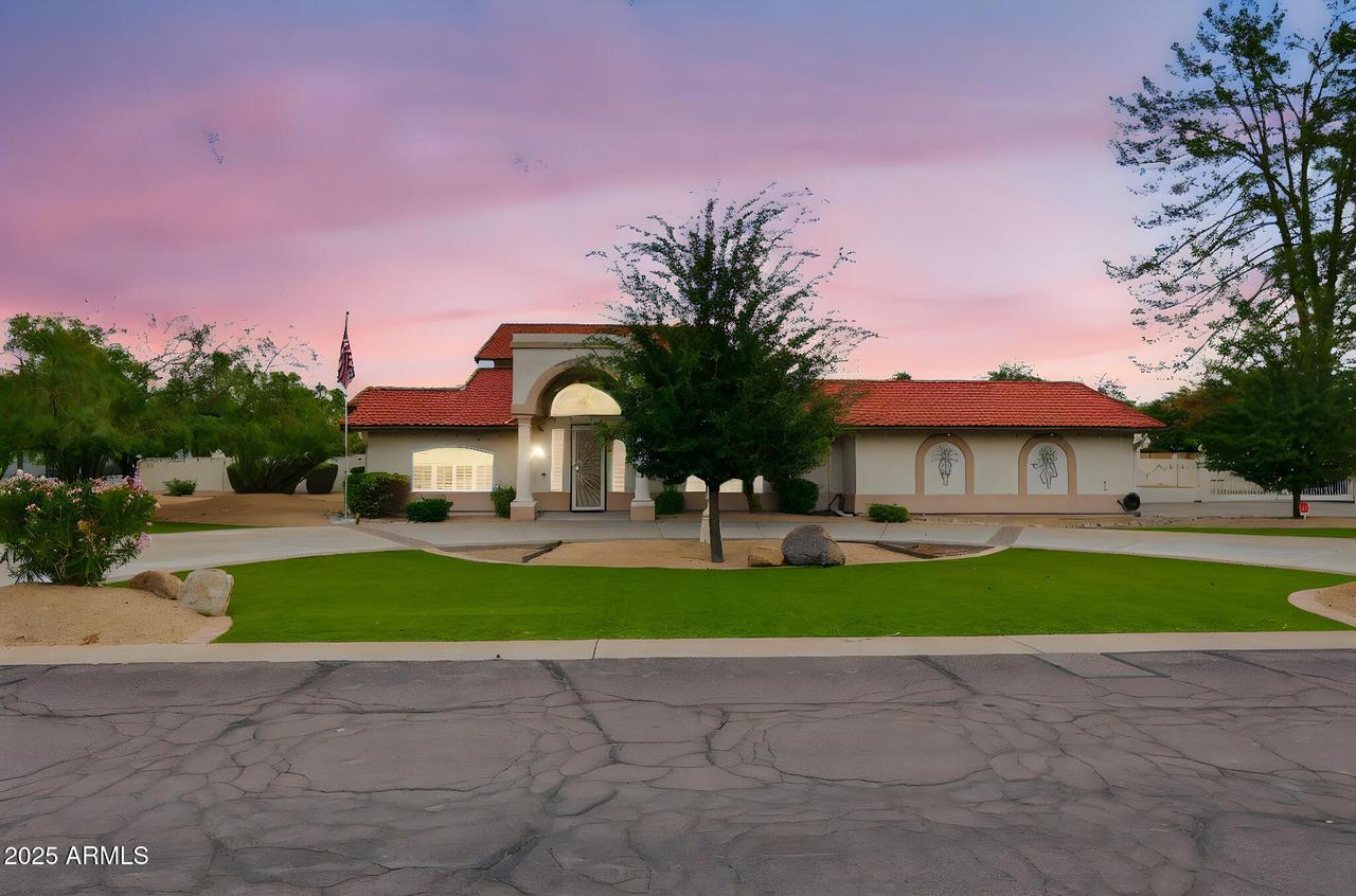 8629 S Stanley Pl., Tempe, AZ 85284