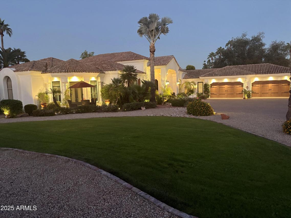 7437 N 71st St., Paradise Valley, AZ 85253