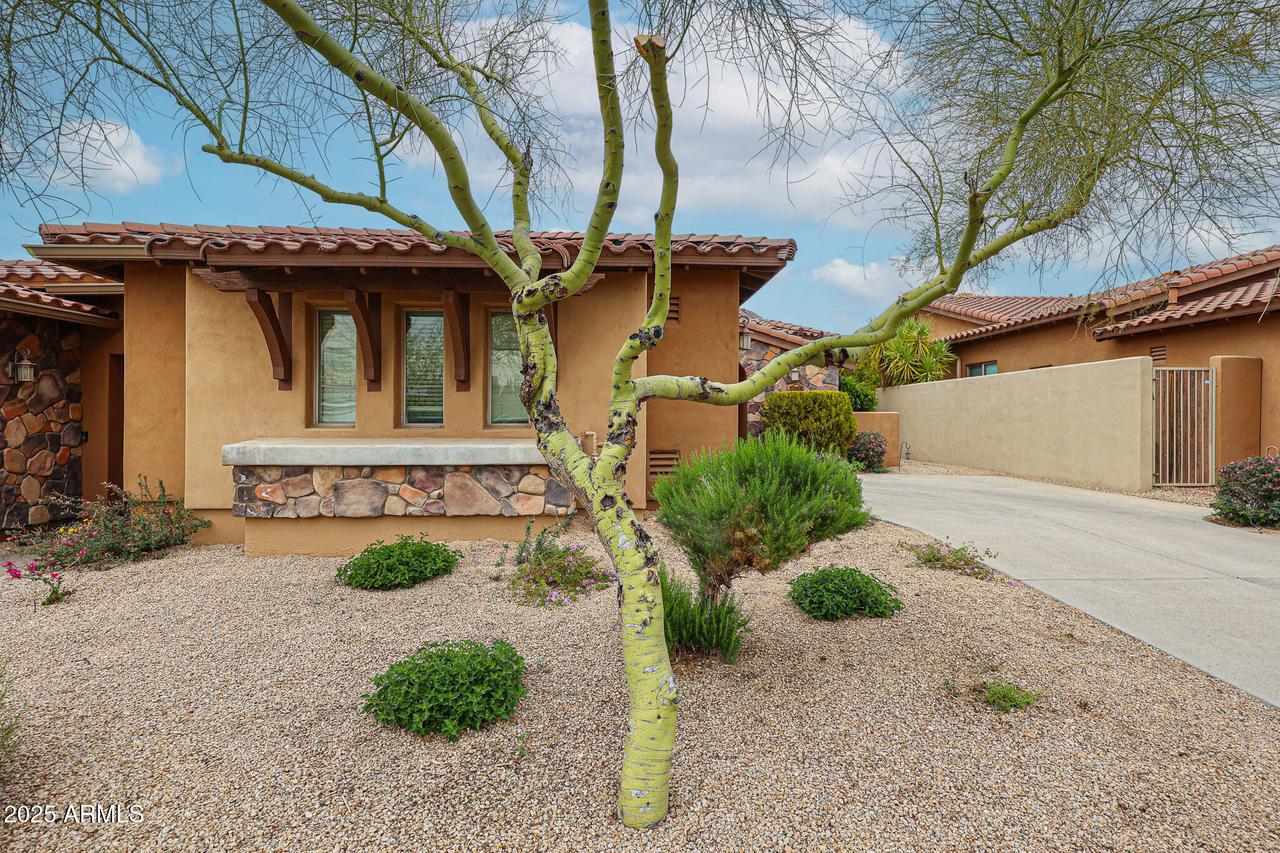 7216 E Aurora Dr., Scottsdale, AZ 85266