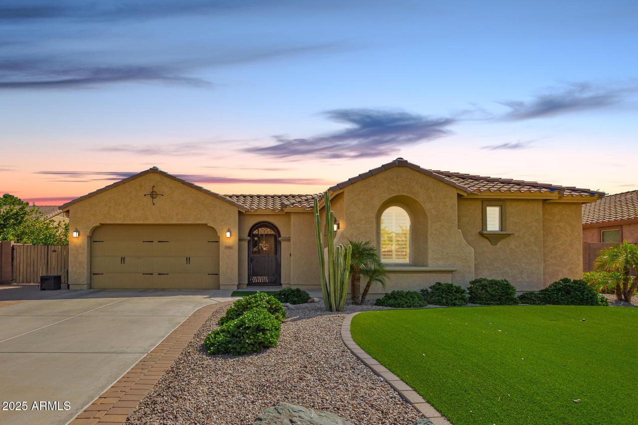 10941 E Reuben Cir., Mesa, AZ 85212
