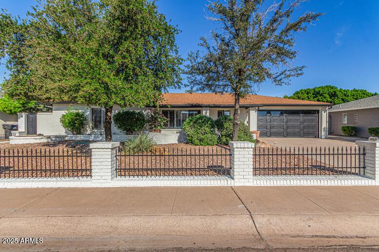 8110 E Windsor Ave., Scottsdale, AZ 85257